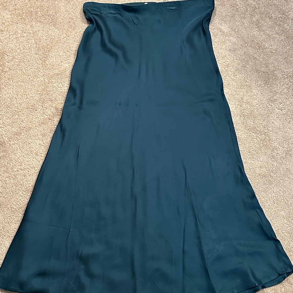 Matilda Jane Size Small satin skirt. New with tags.